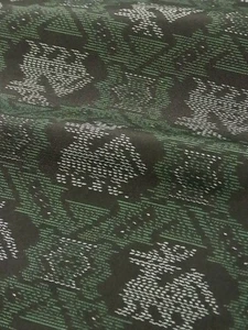 e082-S_Japanese Kimono Fabric_Silk,Black,Dark green,Arisugawa-mon,Tsumugi,104 cm - Picture 1 of 10