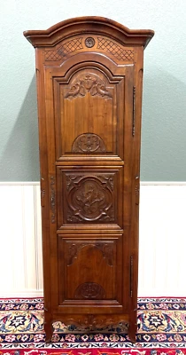 Антикварный французский шкаф-купе из красного дерева эпохи Людовика XVI - Изображение 1 из 4