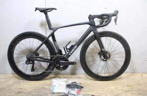 TREK MADONE SLR7 GEN 8 BONTRAGER AEOLUS RSL ULTEGRA R8170 Di2 2X12S M (2025) - Picture 1 of 24