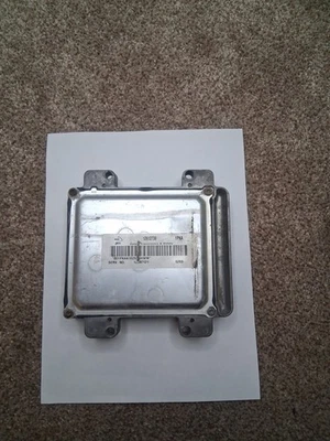 PONTIAC G6 2007-08 MOTOR MÓDULO DE CONTROL INFORMÁTICO ECU ECM 12612738 unidad YPKA  Foto 1 de 4