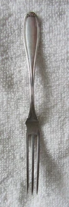 William Penn Alvin c 1907 Sterling Silver Lemon Berry Fork - Picture 1 of 2