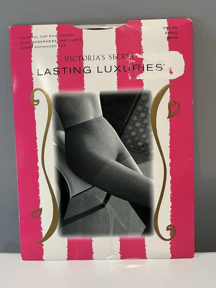 Pantimedias Victoria Secret Lasting Luxuries Control Top Cacao Pequeñas con Puntera Transparente Foto 1 de 4