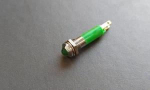 Green LED Indicator Signal Construct 24V Prominent - Picture 1 of 2