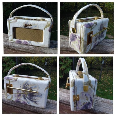 Roberts Radio RD-60 DAB / FM Laura Ashley Gosford Plum Fabric Christmas Gift  - Image 1 of 4