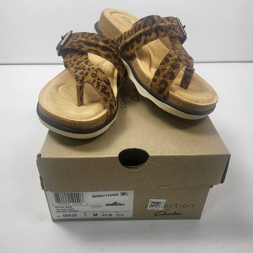 Sandali Clarks Collection punta fibbia Brynn Madi stampa leopardata taglia 7 M nuovi