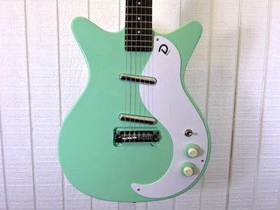 Danelectro '59M NOS+ Seafoam 绿色 117739 — 第 1/4 张图片