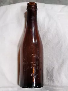 Antique Amber Hochgreve Brewing Co. Embossed Beer Bottle Green Bay Wisconsin - Picture 1 of 9
