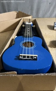 ADM Ukulele - Picture 1 of 9