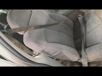 Used Front Right Seat Belt Front fits: 2001 Chevrolet Blazer s10/jimmy s15 60/40 Foto 1 de 4