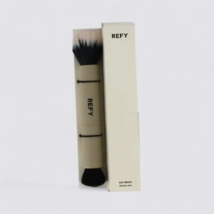 REFY Duo Brush Double Ended Face Brush For Streak Free Application - Picture 1 of 2