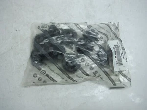 2015-2018 Jeep Renegade Wiper Arm Grommets OEM GENUINE 68256596AA - Picture 1 of 7