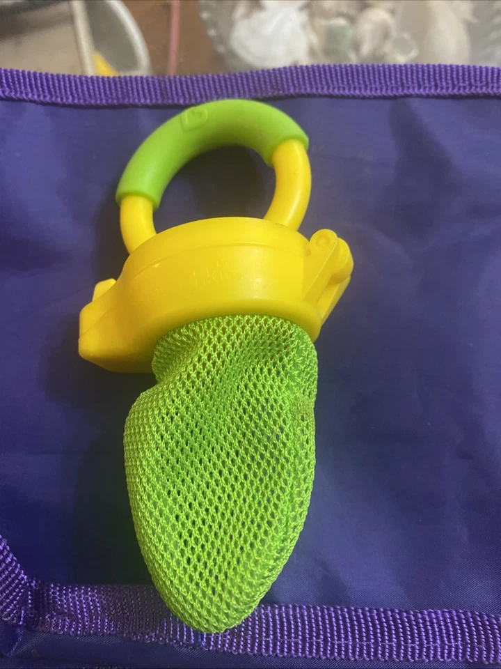 Alimentador de alimentos frescos Munchkin de una sola pieza Foto 1 de 4