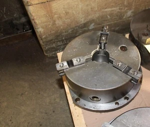 CHUCK, 10" dia., 3-jaw self centering, w/ 2-1/4" thru bore, flat back - Picture 1 of 2