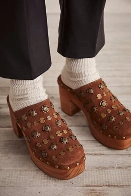 Zuecos Free People Claudia marrón gamuza talla 38 nuevos  Foto 1 de 4