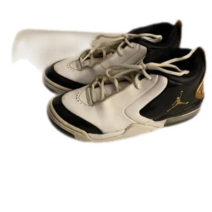 Nike Jordan BV6434 107 Unisex Kids White Black Lace Up Athletic Shoes Size 6.5Y - Picture 1 of 8