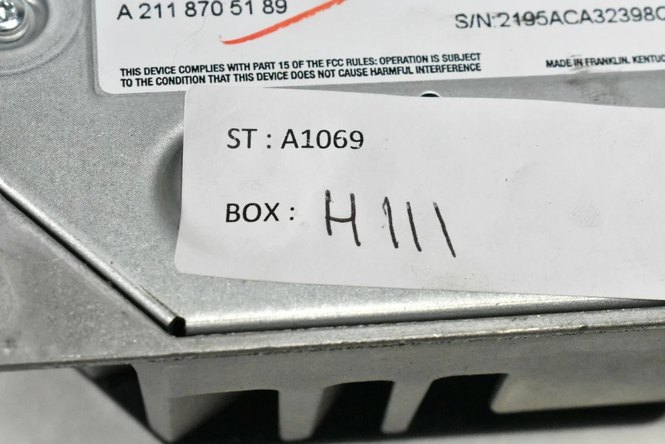 Amplificador Harmon Becker 2010-2015 Mercedes-Benz CLS550 CLS63 fabricante de equipamento original - Imagem 1 de 1