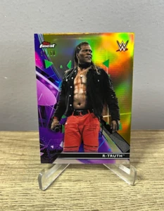 2021 Topps Finest WWE - R-Truth Gold Refractor SP /50 #29 Wrestling Card - Picture 1 of 2