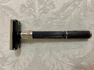 1970 Gillette Black Beauty 109 Super Adjustable 1-9 Safety Razor P2. A-18 - Picture 1 of 11