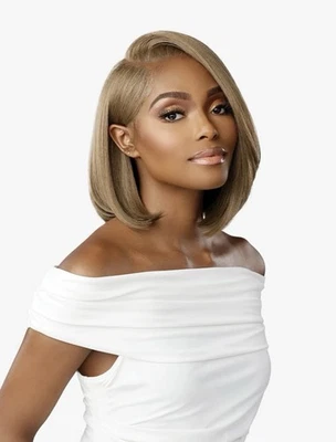 Peluca delantera sintética sin pegamento Sensationnel de encaje desnudo 13X6, unidad 3 1B negra apagada Foto 1 de 4