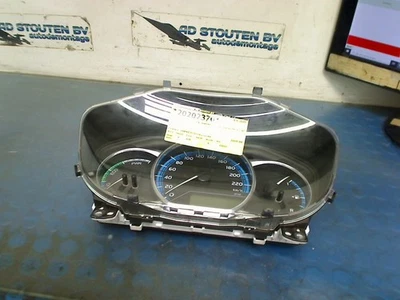 2015 Toyota Yaris III (P13) SPEEDOMETER 838000UL60 - Image 1 of 4