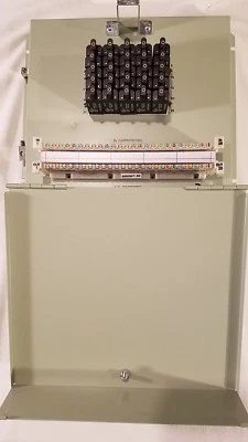 S110DW1-50 Porta 25 Pair In/Out Siemon Cat5e 110 Block - 175-3C1EW-NL Gas Tubes - Image 1 of 4