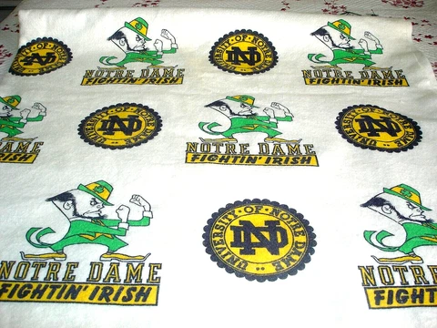 Vintage University of NOTRE DAME Fighting Irish Polyester Nylon Bed Blanket Cover