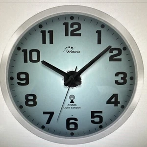 WallarGe Atomic Wall Clock With Night Light Silent Glow - Bild 1 von 10