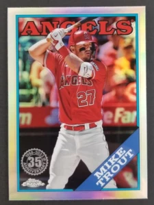 Mike Trout 2023 Topps Chrome Refractor Baseballkarte #2 (NM) - Bild 1 von 2