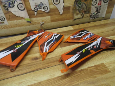 CUBIERTAS DE RADIADOR KTM 125 SX *2003 KTM 125 SX 2003 Foto 1 de 4