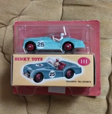 Dinky Toys - Number 111  Triumph TR2 Sports - Photo 1/4