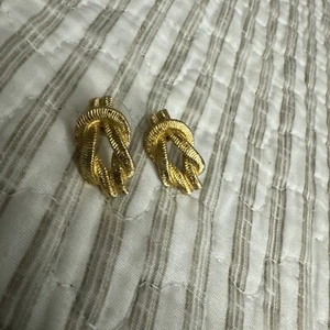 Christian Dior Earrings Gold Tone  Rope Knot Authentic Stud Earrings Wow! - Picture 1 of 5