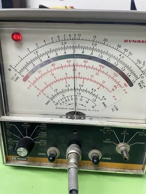 Vintage B&K Precision Dynascan Modelo 177 VTVM Foto 1 de 4