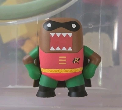  "Figura de vinilo Funko Mystery Minis DC Comics Domo Robin 2,5""" Foto 1 de 2