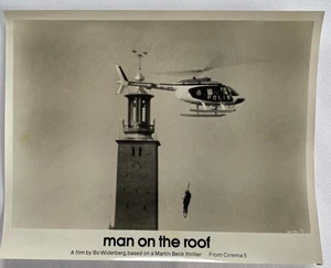 Vtg 1976 Bo Widerberg Man On The Roof Press Photo 8x10 - Picture 1 of 2