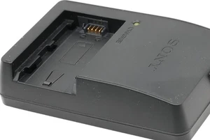 Sony  BC-VH1 Battery Charger for InfoLithium W Series Rechargeable Batteries - Picture 1 of 1