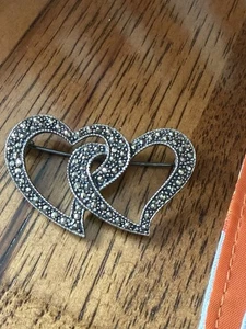 Vintage Sterling Silver And Marcasite Doubke Open Heart Brooch Pin Signed 925 - Picture 1 of 3