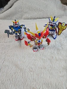 Lotto 3 figurine vintage Bandai SD Gundam, Defender 5" vedi foto con accessori - Foto 1 di 9