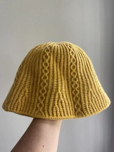 Golden Yellow Cable Knitted Bucket Hat Packable Winter Beanie Women’s One Size - Picture 1 of 5