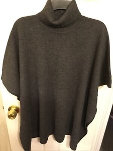 Hugo Boss Woman’s TURTLENECK PONCHO IN VIRGIN WOOL  AND CASHMERE One Size￼.