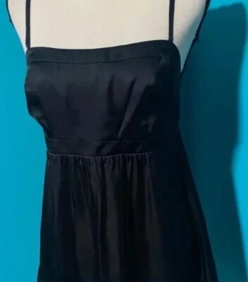 Camiseta sin mangas Cabi negra lisa semi transparente fluida cami estilo espalda elástica 102  Foto 1 de 4