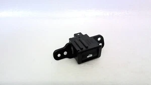 2013 - 2015 LEXUS GS350 GS450H DASH LEFT LIFTGATE OPENING SWITCH 84840-30250 OEM - Picture 1 of 5