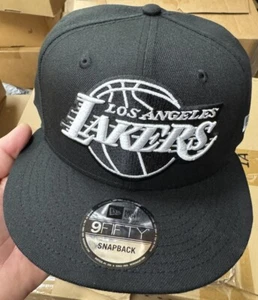 New Era Los Angeles Lakers 9Fifty Snapback Hat Black - Picture 1 of 2