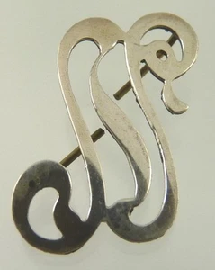 MONOGRAM LETTER "S" ? FOR APPLYING TO CLOTH OR LEATHER IN STERLING SILVER RODEN - Picture 1 of 1
