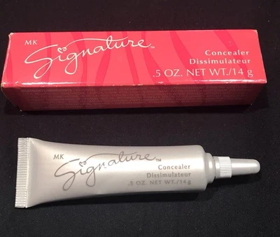 Mary Kay Signature Concealer ~ Yellow 073700 - Image 1 of 4