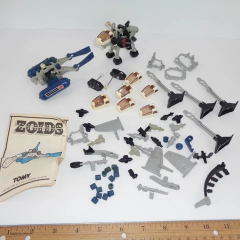 Vintage 1980s Tomy Zoids Figure Parts Lot Aquadon Garius Elephantus Pilots Cover