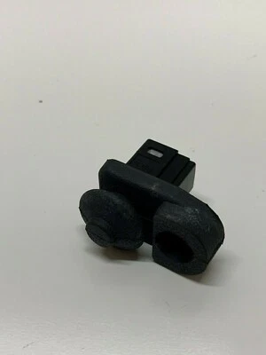 2014-2016 INFINITI Q50 S HYBRID OEM DOOR CONTACT SWITCH USED   Foto 1 de 4