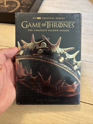 Игра престолов: полный второй сезон (DVD, 2012) совершенно новый/запечатанный - Изображение 1 из 4
