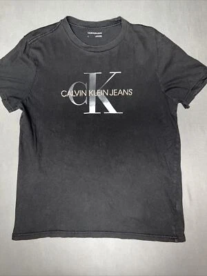 CALVIN KLEIN TSHIRT  MEN CREW NECK SHORT SLEEVE SIZE M GOLD MONOGRAM LOGO (814) - Image 1 of 4