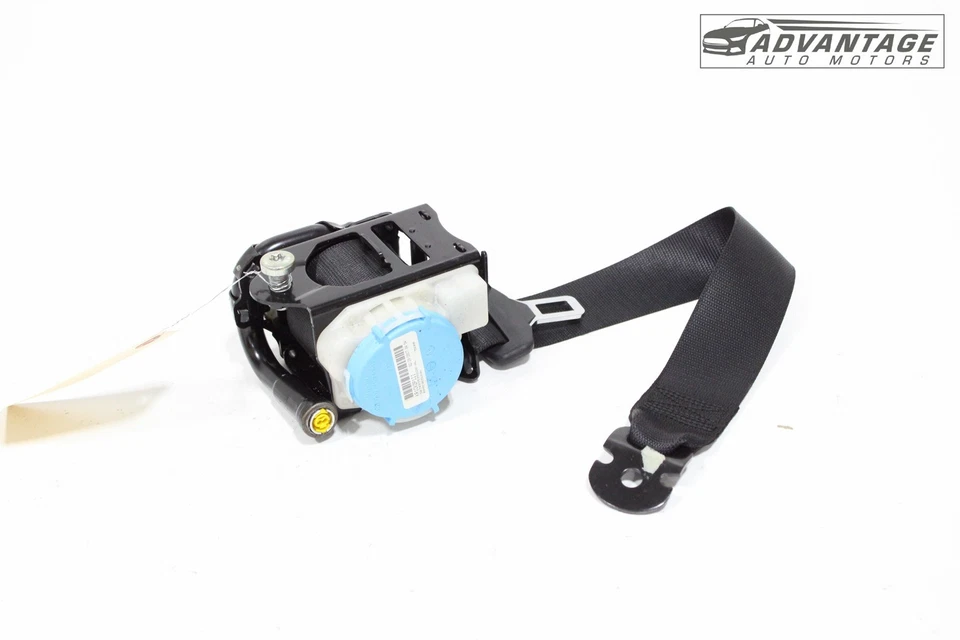 Mercedes CLA250 C117 2014-2019 sedán trasero derecho segunda fila cinturón de seguridad OEM Foto 1 de 4