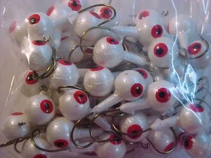 50 NEW FLOATING WALLEYE JIG HEADS SIZE 1 bright white 3/8 - Picture 1 of 4